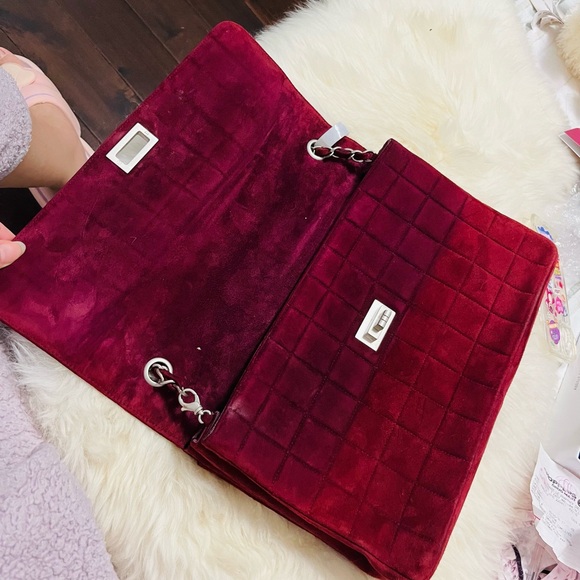 Authentic Chanel bag in good condition - Picture 6 of 6